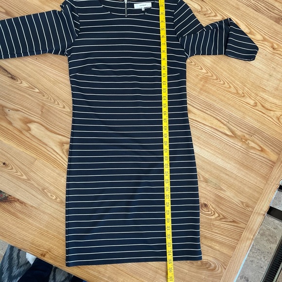 Gorgeous ladies dress - Picture 4 of 4